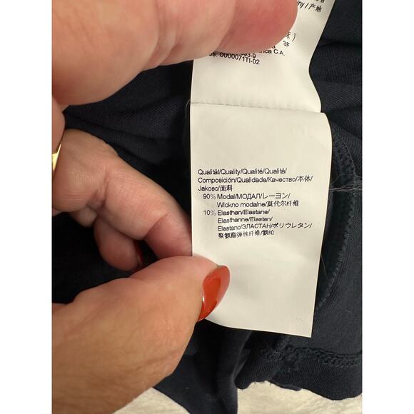 Hugo Boss Navy V-Neck Tee Shirt Large Mens Basic - Picture 7 of 7